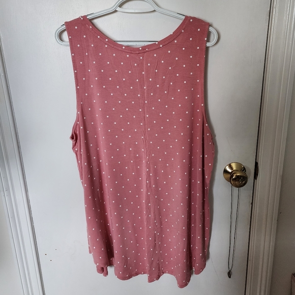 Women's Old Navy pink and white polka dot luxe tank top XXL, soft and stretchy - Picture 2 of 4